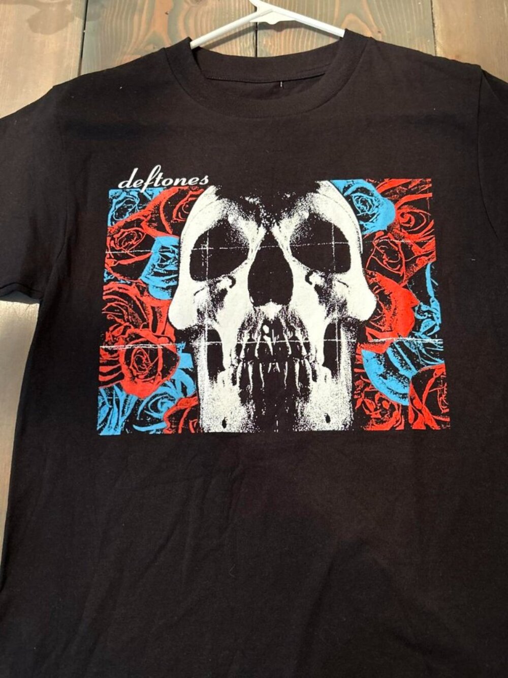 deftones "self titled" skull shirt small